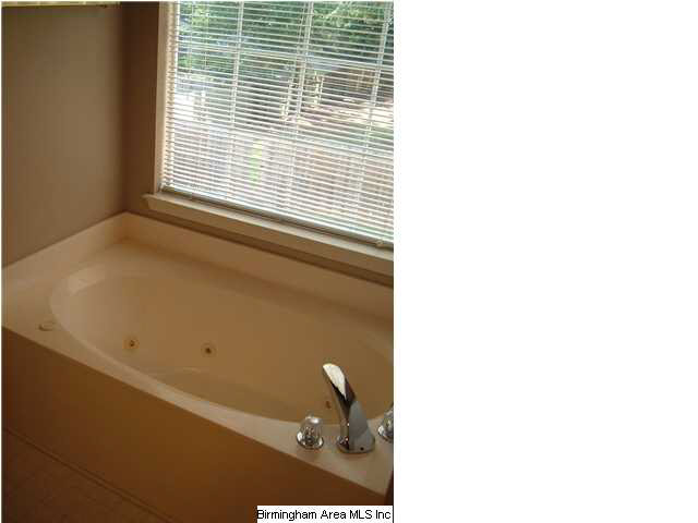 117 King Charles Way Alabaster, AL 35007 - Photo 20 of 32