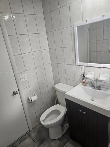 $2,300 | 9360 Southwest 168th Street, Palmetto Bay, FL 33157