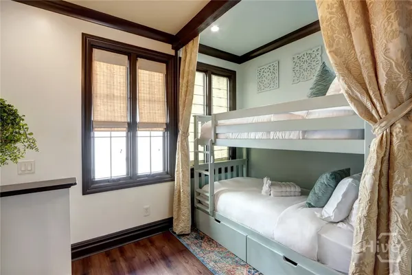 $1,798,000 | 220 East State Street, Savannah, GA 31401