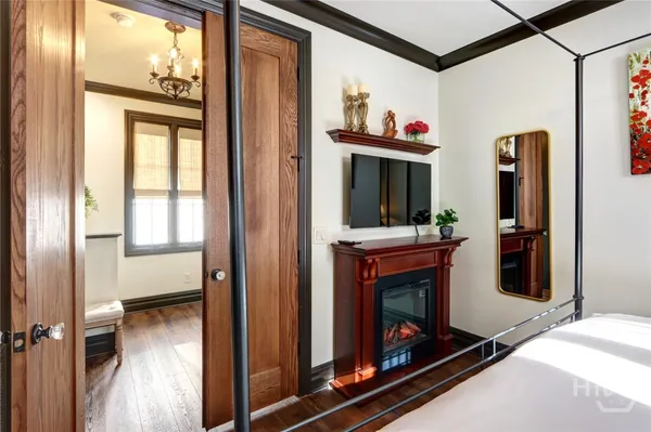 $1,798,000 | 220 East State Street, Savannah, GA 31401