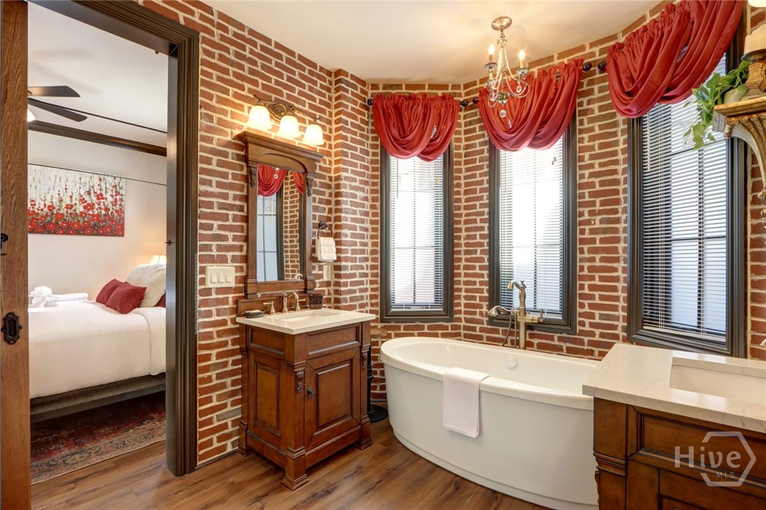 220 East State Street Savannah, GA 31401 - Photo 53 of 62