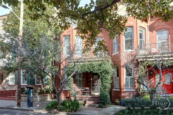 $1,798,000 | 220 East State Street, Savannah, GA 31401