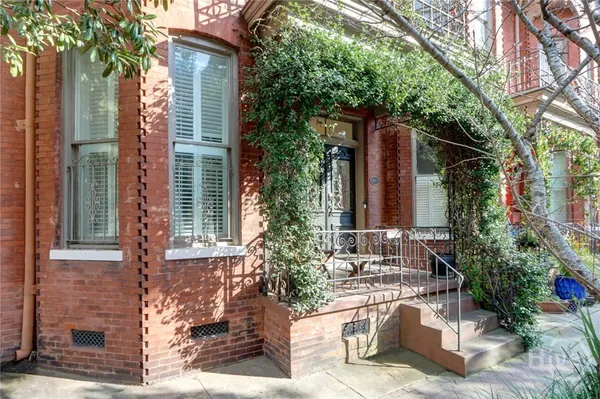 $1,798,000 | 220 East State Street, Savannah, GA 31401