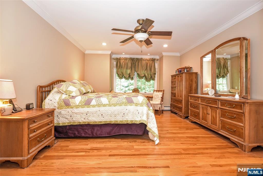 48 Ackerman Street Waldwick, NJ 07463 - Photo 19 of 34 Gallery Image 19
