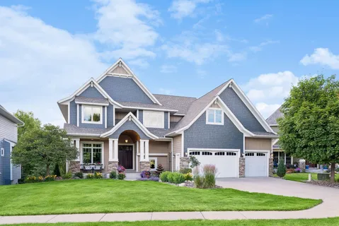 $1,200,000 | 16630 54th Court North, Plymouth, MN 55446