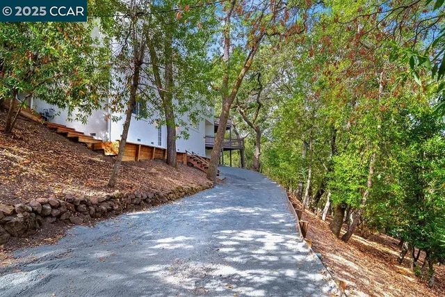 $2,499,000 | 921 Foye Drive, Lafayette, CA 94549