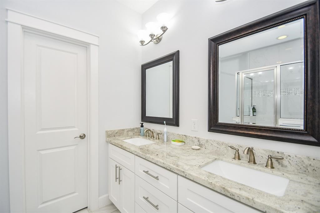 703 Link Road Houston, TX 77009 - Photo 17 of 32