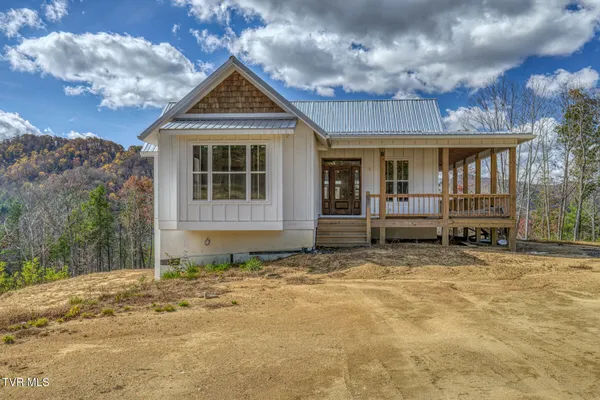 $850,000 | 169 Teaberry Road, Roan Mountain, TN 37687