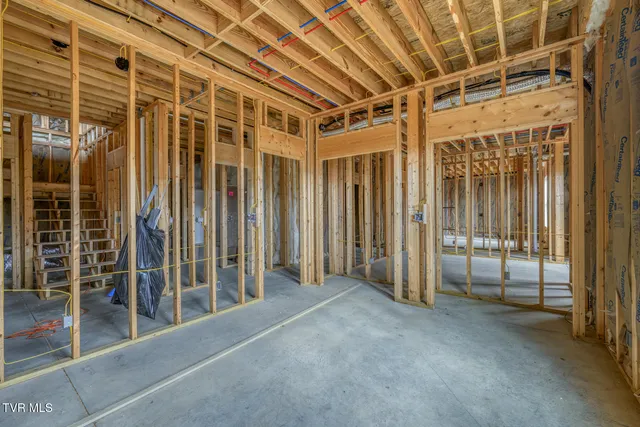 $850,000 | 169 Teaberry Road, Roan Mountain, TN 37687