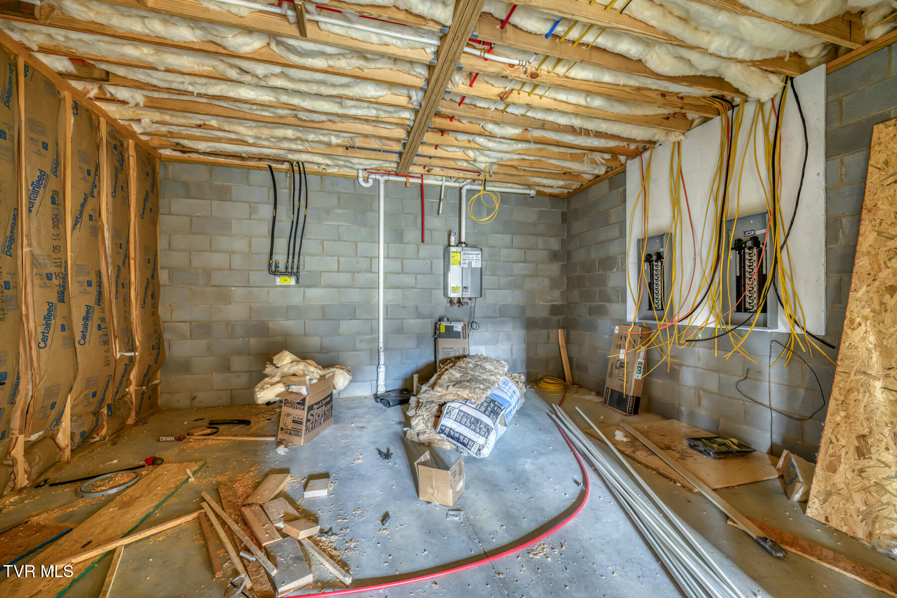 169 Teaberry Road Roan Mountain, TN 37687 - Photo 50 of 66 169 Teaberry Rd-43