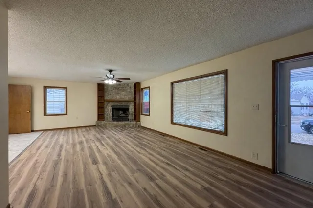 $189,000 | 1120 North Redwood Drive, Independence, MO 64056