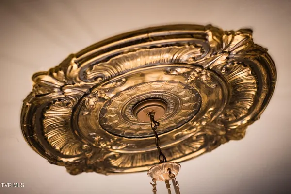 $462,500 | 211 Johnson Street, Bristol, VA 24201