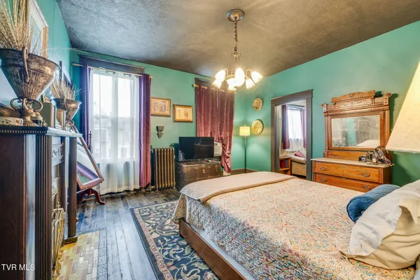 $462,500 | 211 Johnson Street, Bristol, VA 24201