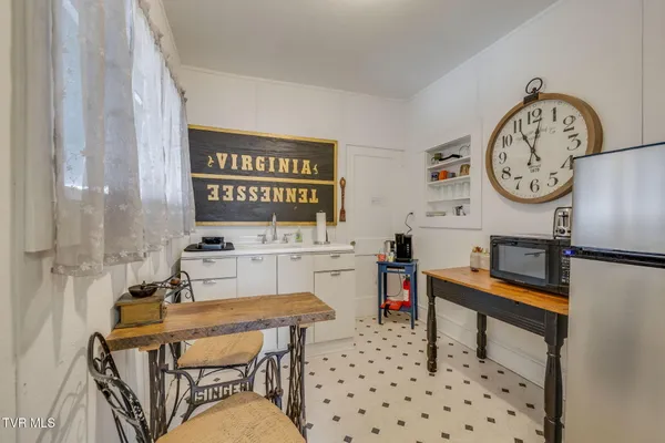 $462,500 | 211 Johnson Street, Bristol, VA 24201