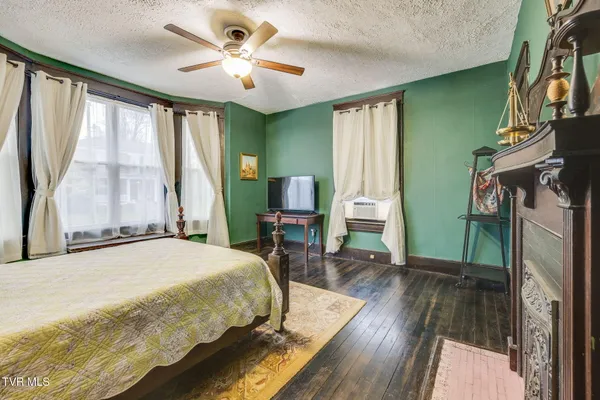 $462,500 | 211 Johnson Street, Bristol, VA 24201