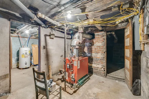 $462,500 | 211 Johnson Street, Bristol, VA 24201