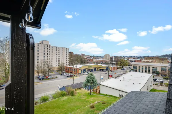 $462,500 | 211 Johnson Street, Bristol, VA 24201