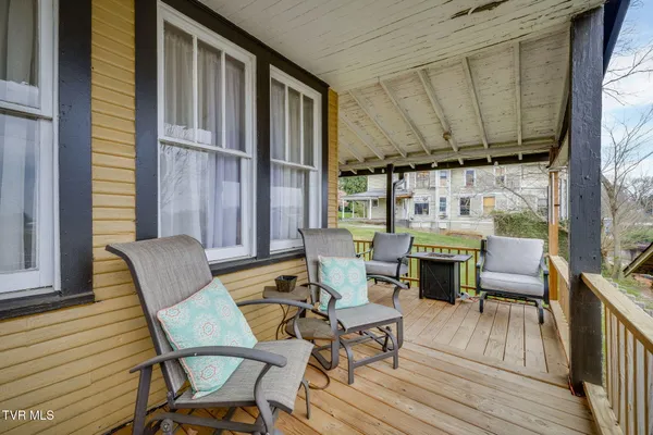 $462,500 | 211 Johnson Street, Bristol, VA 24201