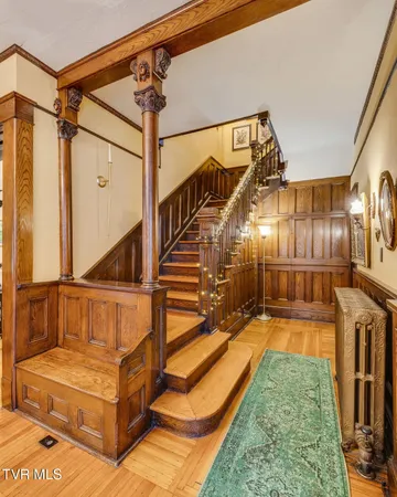 $462,500 | 211 Johnson Street, Bristol, VA 24201