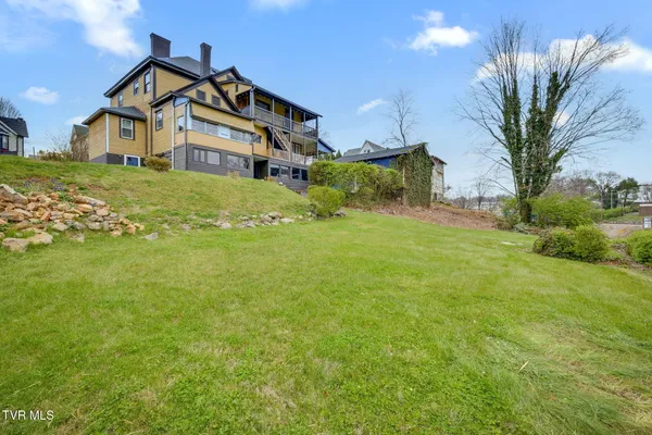 $462,500 | 211 Johnson Street, Bristol, VA 24201