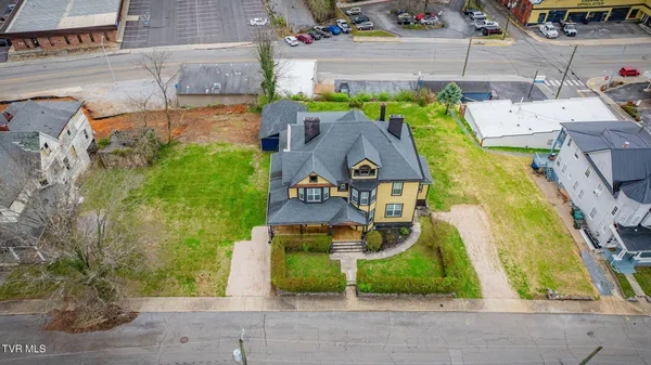 $462,500 | 211 Johnson Street, Bristol, VA 24201