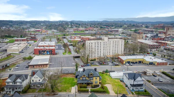 $462,500 | 211 Johnson Street, Bristol, VA 24201