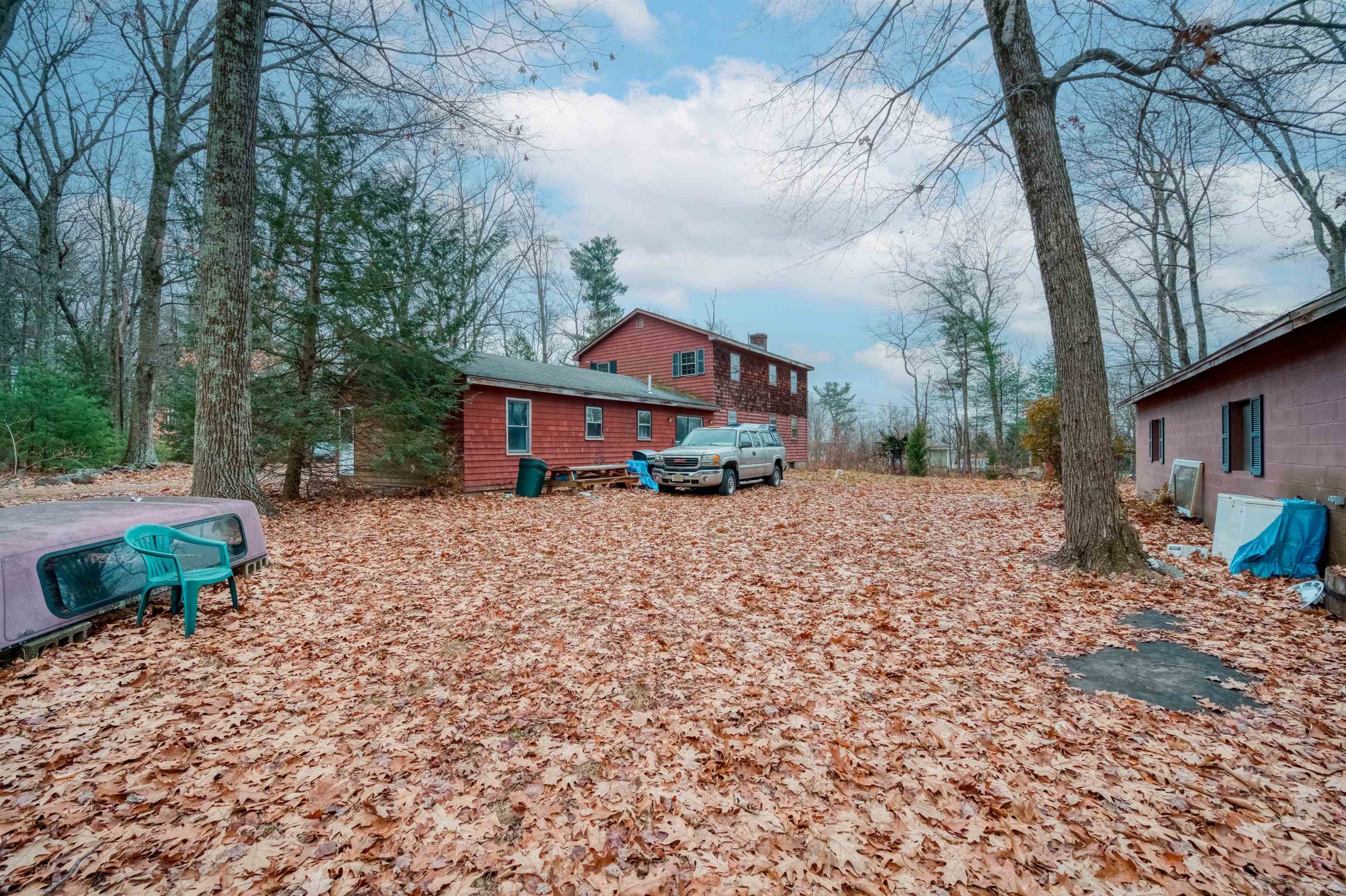 7 Spaulding Hill Road Pelham, NH 03076 - Photo 5 of 11