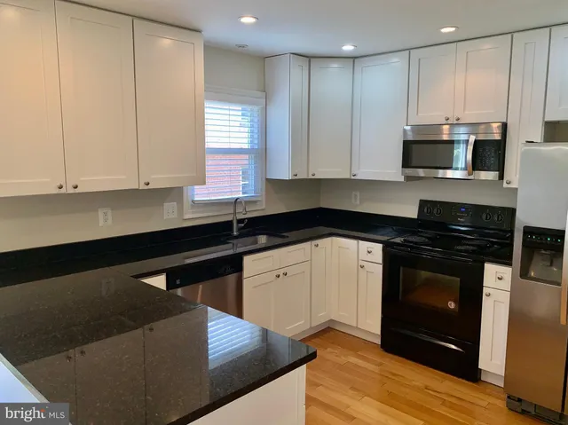 $3,450 | 1569 Templeton Place, Rockville, MD 20852