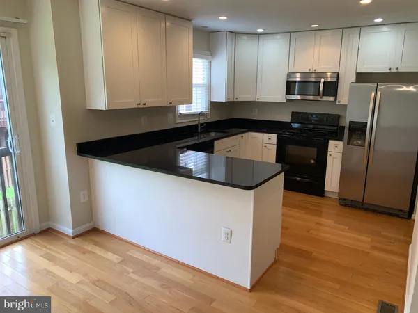 $3,350 | 1569 Templeton Place, Rockville, MD 20852