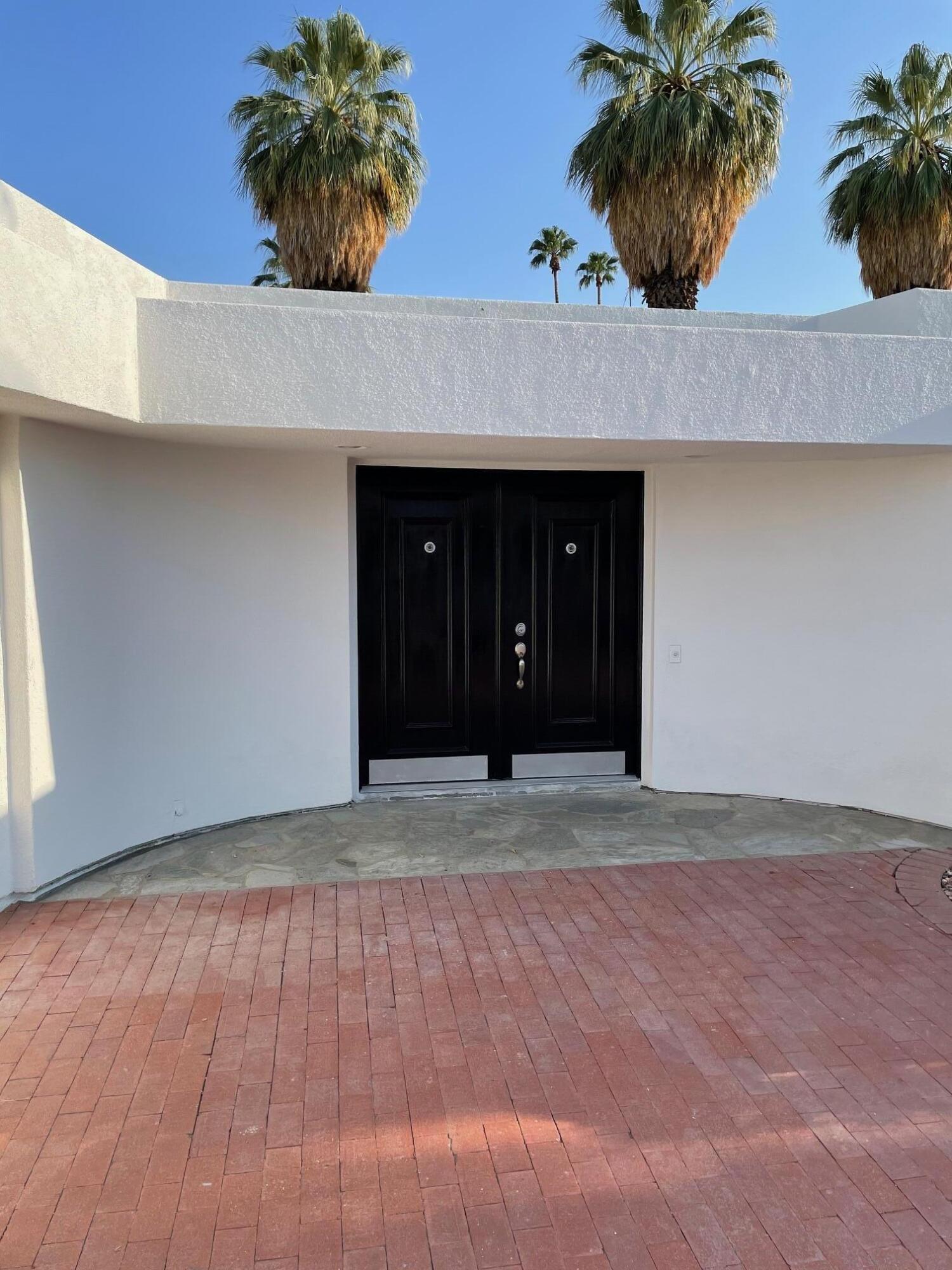 71467 Country Club Drive Rancho Mirage, CA 92270 - Photo 2 of 49 Front door