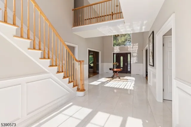 $999,999 | 10 Blue Cliff Drive, Lebanon, NJ 08833