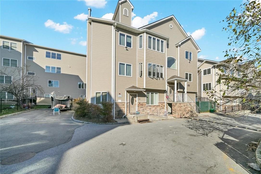 4 North Gate Spring Valley, NY 10977 - Photo 1 of 1