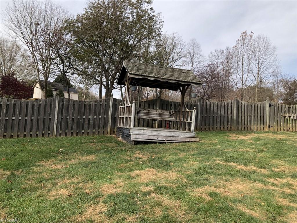 8102 Daltonshire Drive Oak Ridge, NC 27310 - Photo 16 of 16