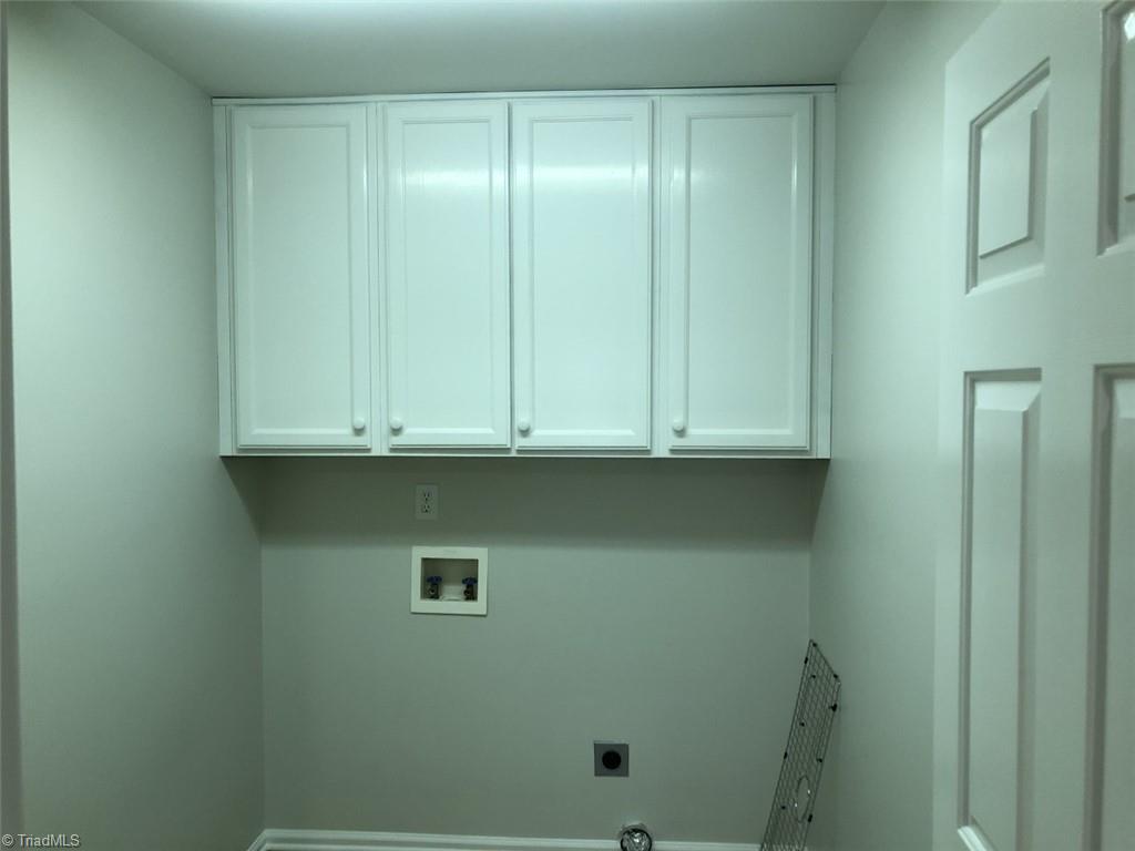 8102 Daltonshire Drive Oak Ridge, NC 27310 - Photo 7 of 16