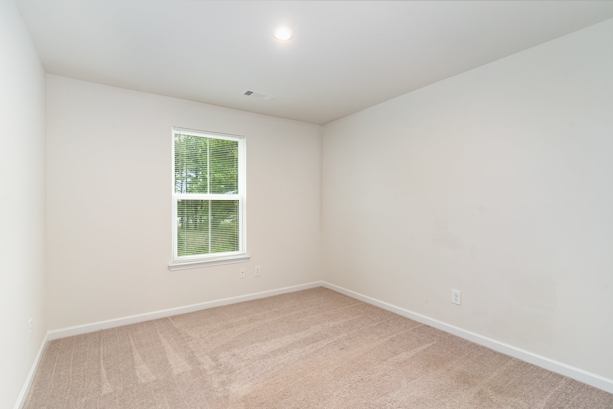 160 Keelon Gap Road Spring Hill, TN 37174 - Photo 25 of 32 an empty room with a window