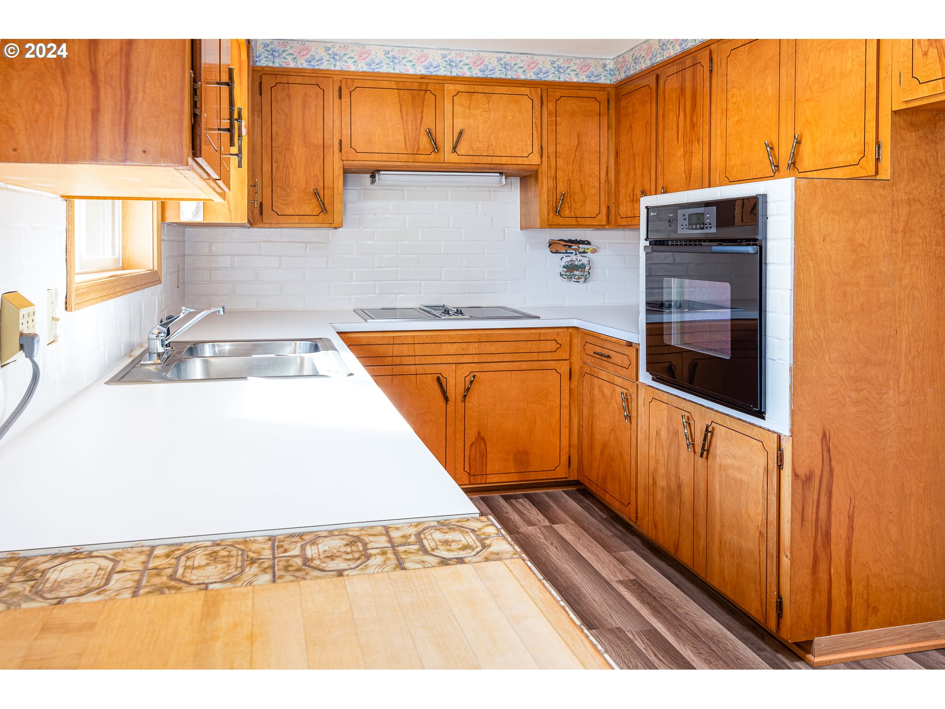 1977 Lomond Avenue Springfield, OR 97477 - Photo 11 of 40 Gallery Image 11