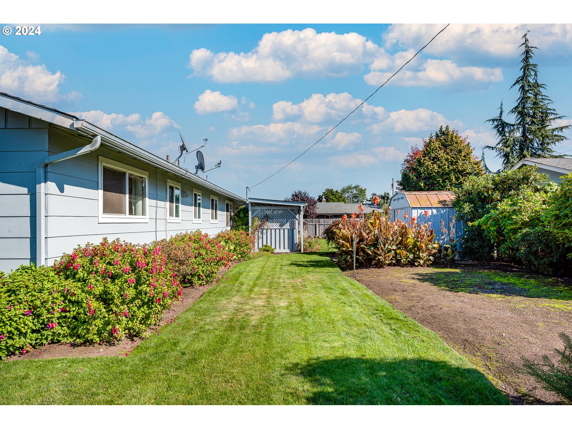 1977 Lomond Avenue Springfield, OR 97477 - Photo 33 of 40 Gallery Image 33