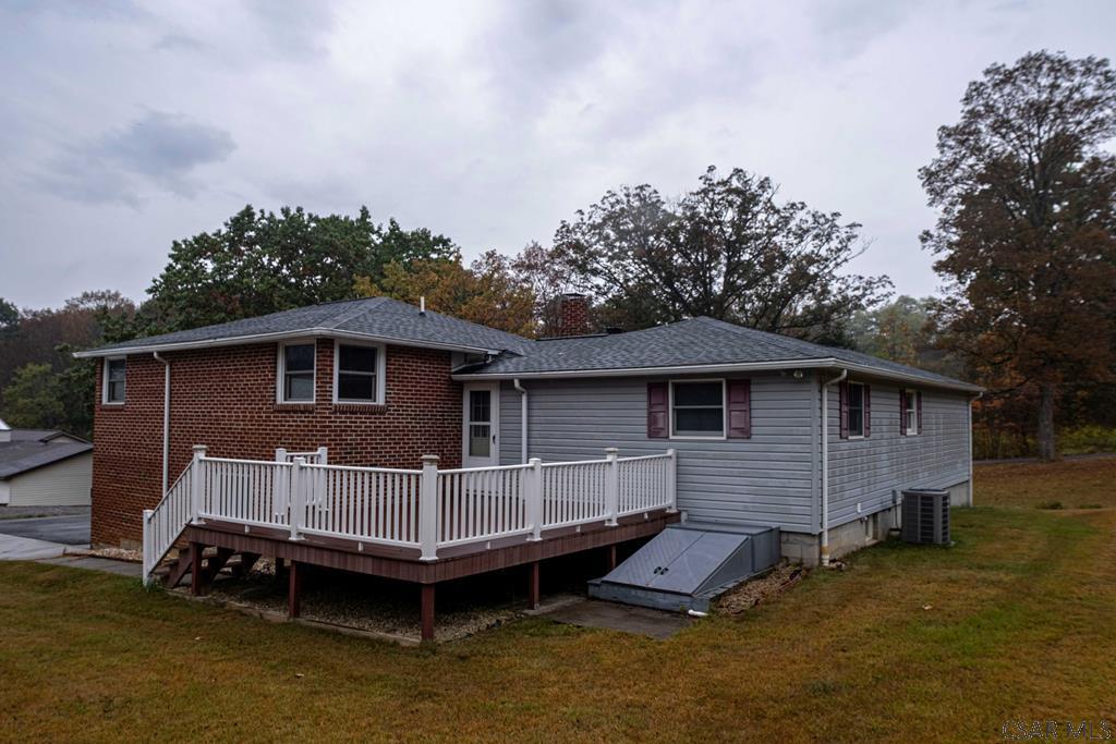227 Martin Road Johnstown, PA 15904 - Photo 10 of 41 Gallery Image 10