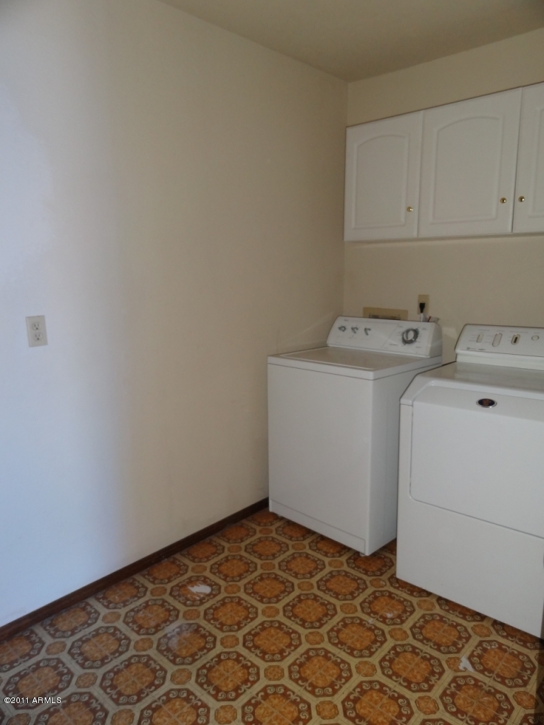 2329 North Recker Road, Unit 8 Mesa, AZ 85215 - Photo 8 of 24 Laundry Room
