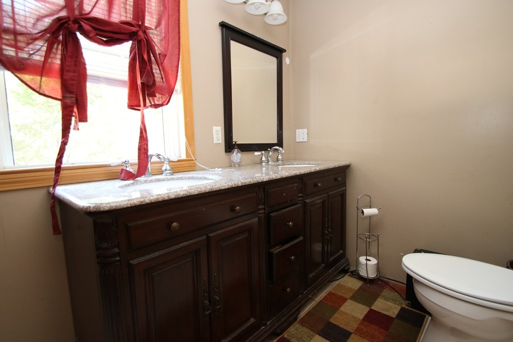 30 Staaf Road Saugus, MA 01906 - Photo 17 of 19 Gallery Image 17