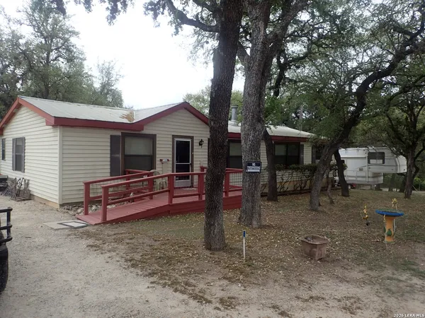 $139,000 | 128 Dorothy Street, Lakehills, TX 78063