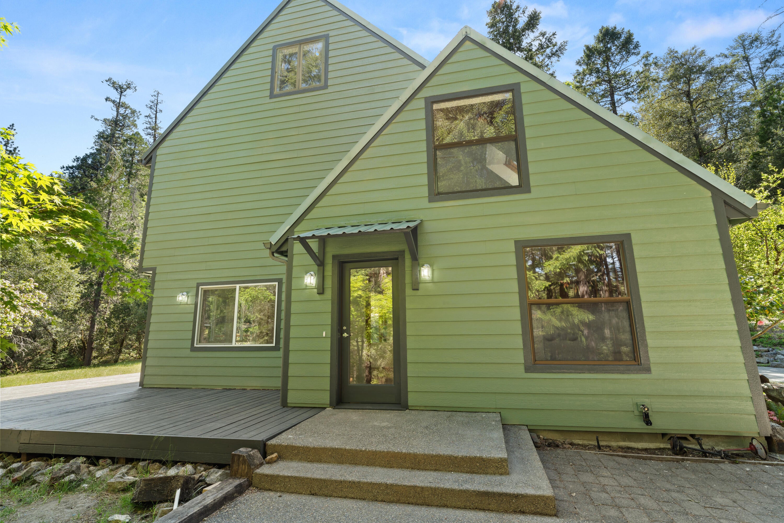 2602 Winona Road Grants Pass, OR 97526 - Photo 10 of 48 11_2602 winona rd-10
