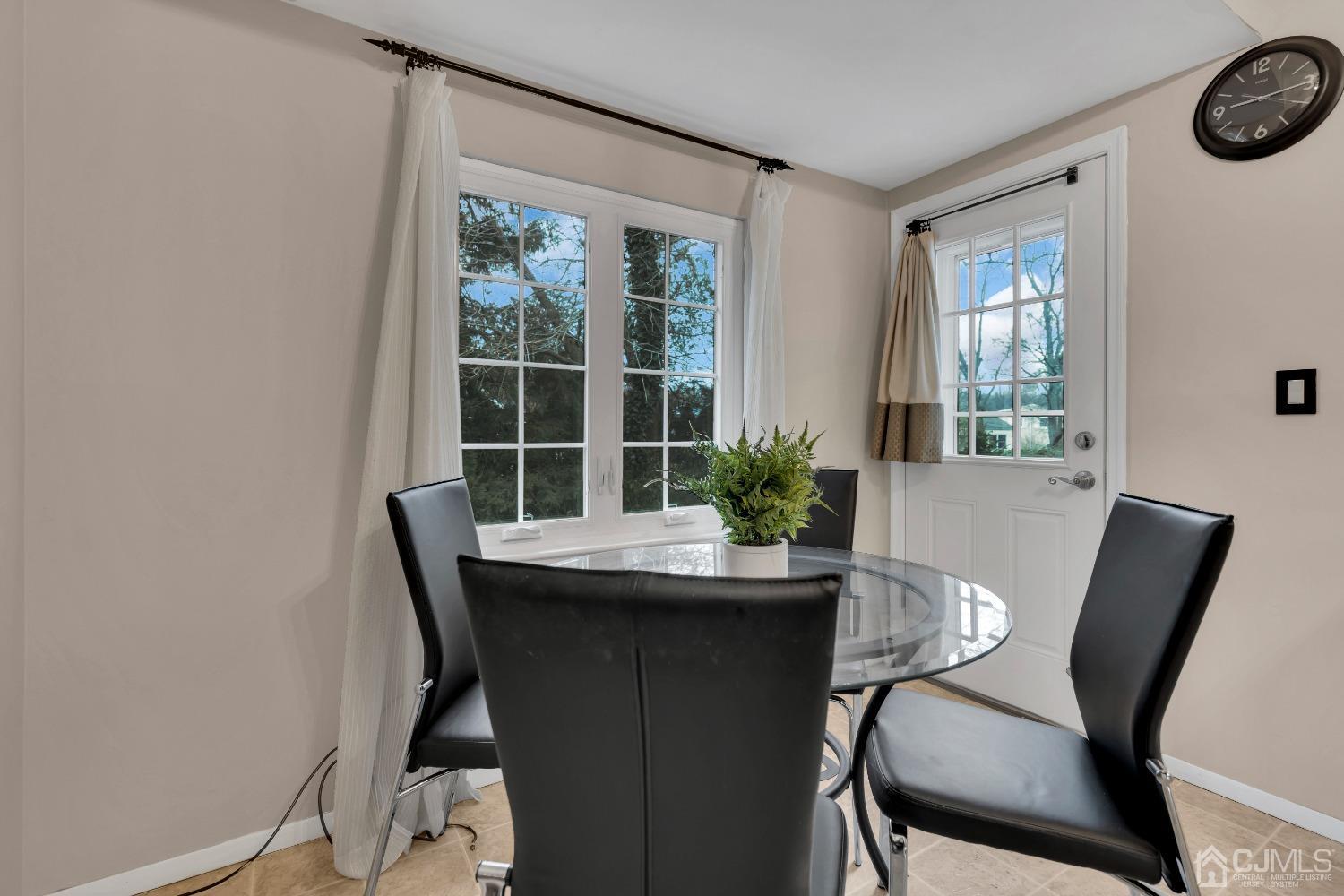 19 Calvin Court Old Bridge, NJ 08857 - Photo 9 of 25 a dining room with furniture and window