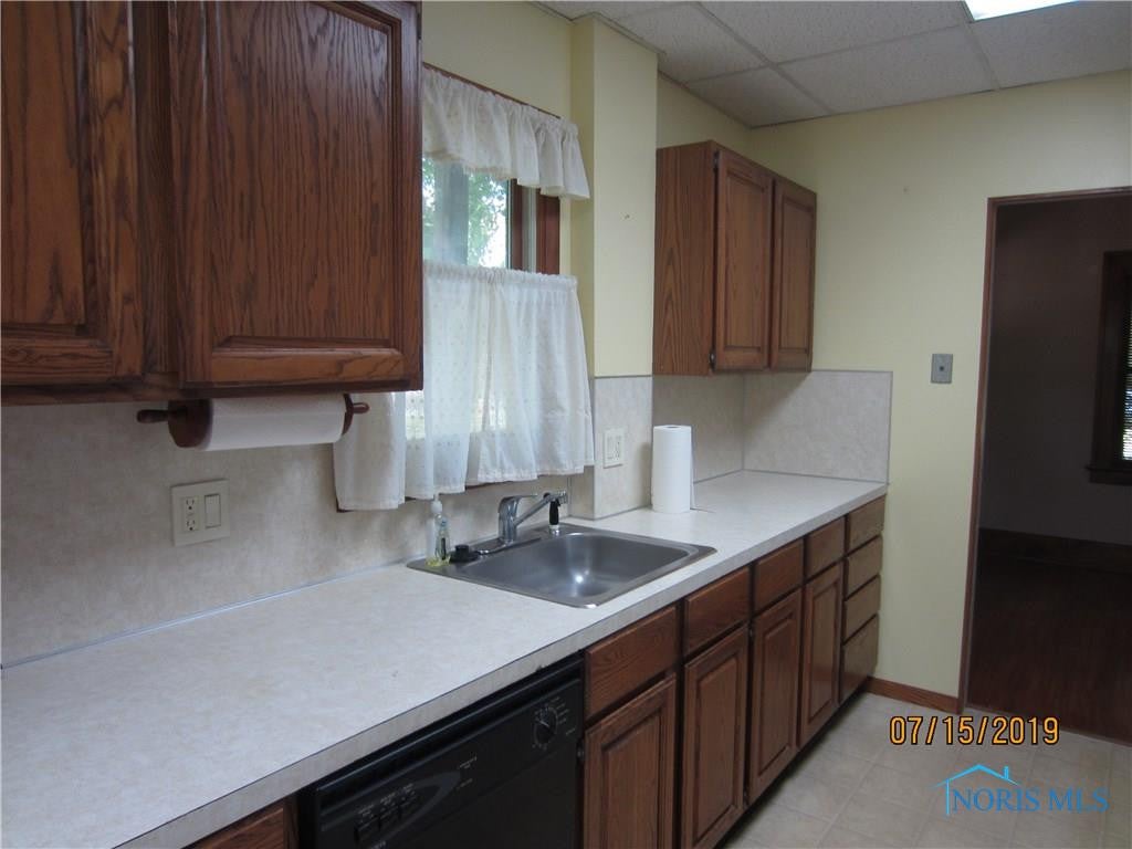 1836 Penn Road Toledo, OH 43615 - Photo 4 of 15 Gallery Image 4