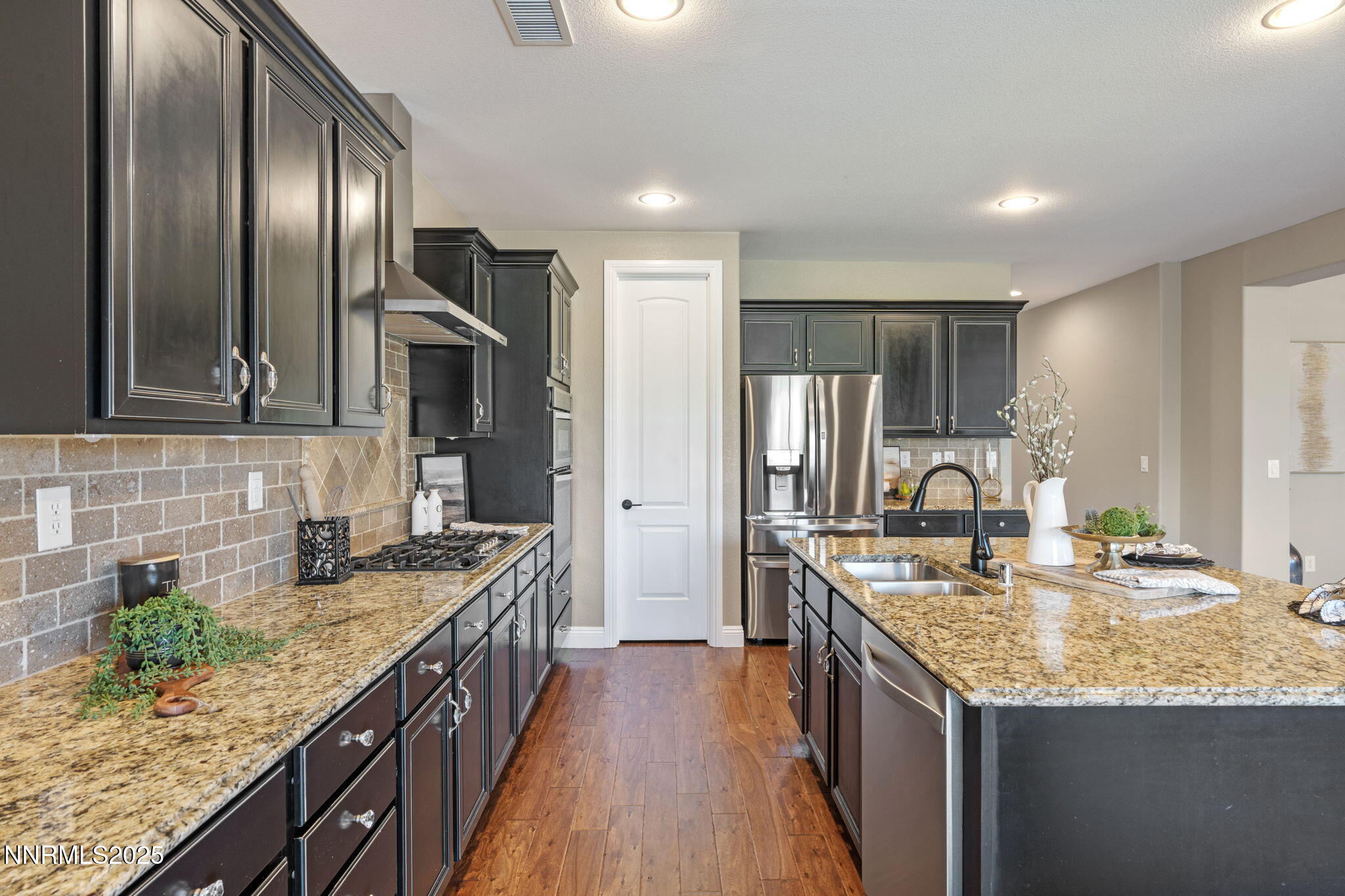 2725 Foxhunter Lane Reno, NV 89521 - Photo 38 of 80 38-web-or-mls-DSC02490