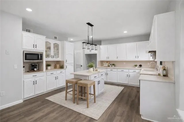 $359,900 | 915 Durango Street, Mission, TX 78572