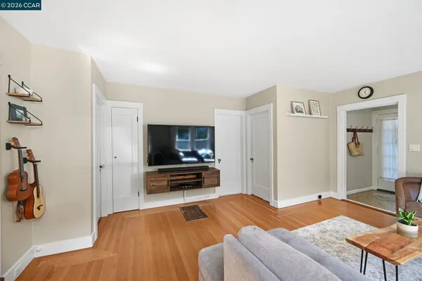 $599,999 | 26 Cooke Avenue, Crockett, CA 94525
