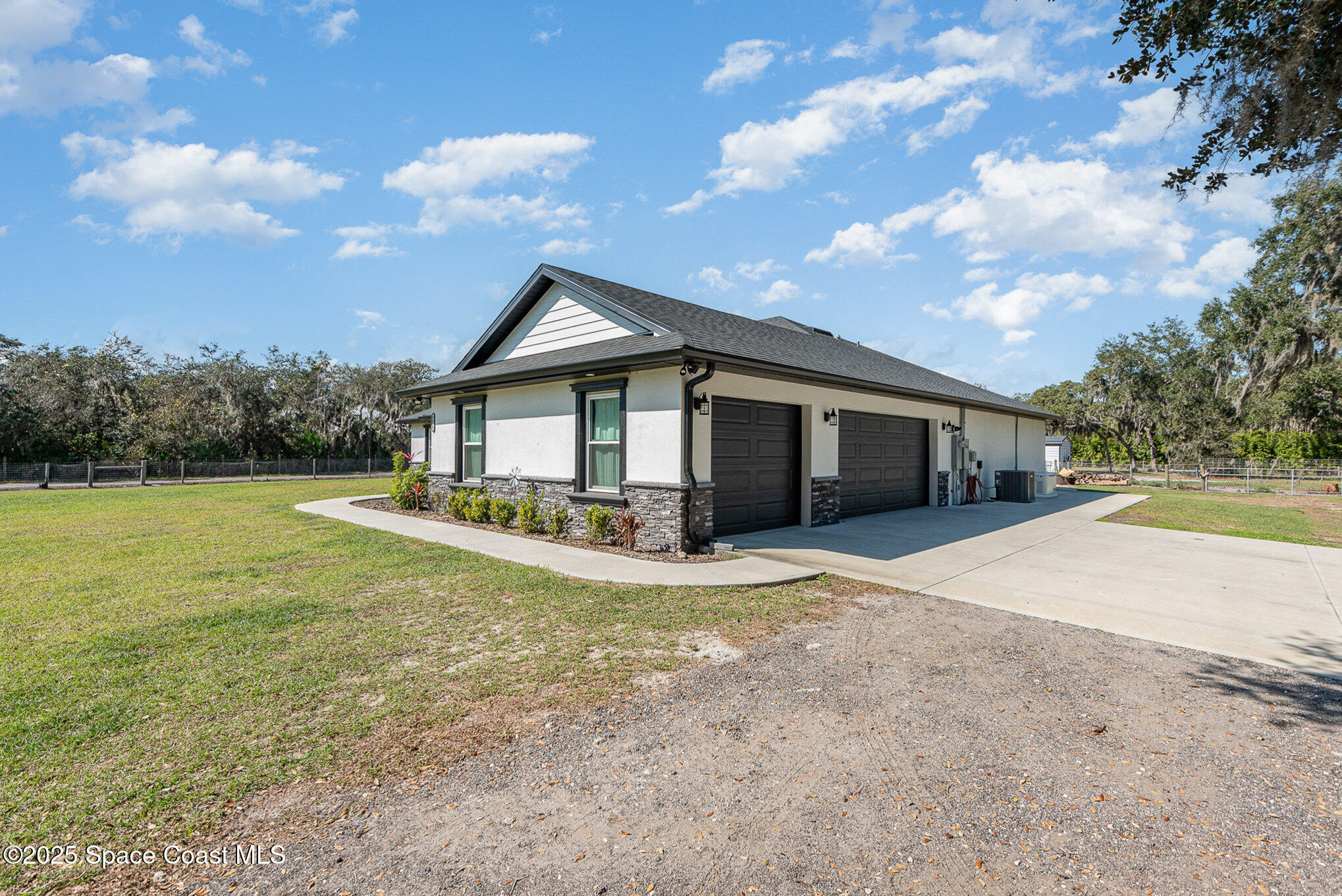 3620 Maebert Road Mims, FL 32754 - Photo 28 of 35 028_dsc_6680-edit_735