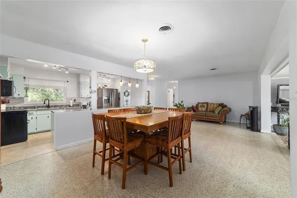 $399,900 | 219 Southeast 20th Terrace, Ocala, FL 34471