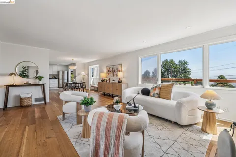 $1,499,000 | 708 Grizzly Peak Boulevard, Berkeley, CA 94708